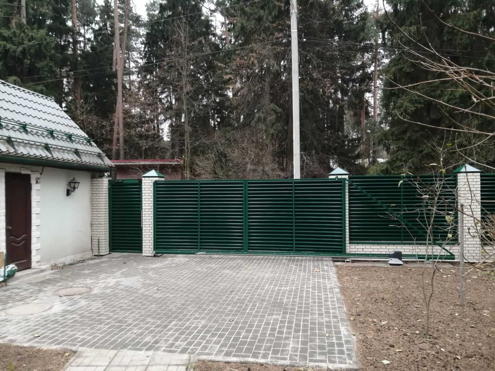 Забор-жалюзи с ламелями ЭКО-Z Зеленый Мох фото2 в Джанкое