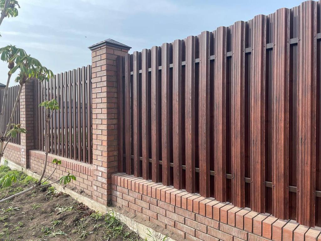 Забор из широкого штакетника 32м Античный Дуб SteelArt двухсторонний в Джанкое