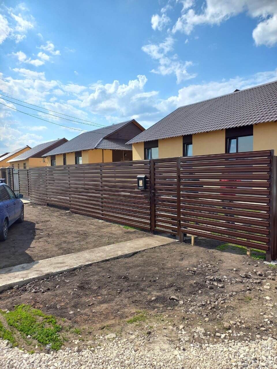 Забор-ранчо из широкого штакетника 24м RAL8017/8017 Шоколад двусторонний в Джанкое